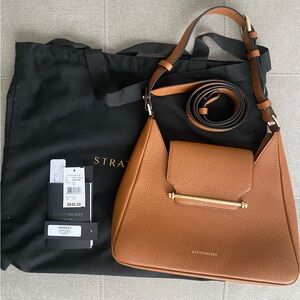 listing-status-banner